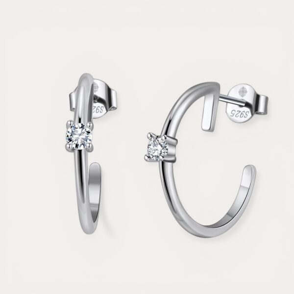 עגילי Jules מכסף 925 עם אבני מואסיניט עגולות