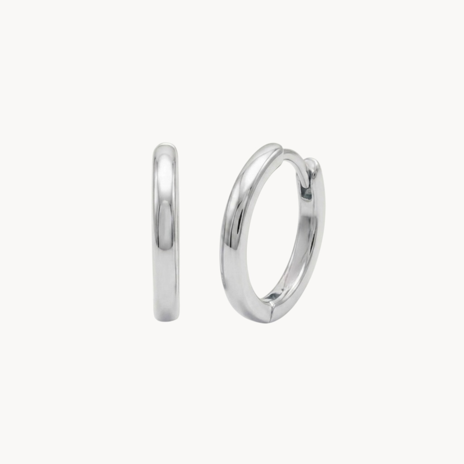IMG_8406-Photoroom עגילי חישוק כסף 925 חלקים דגם Smooth Silver Hoops 12mm - TALIA
