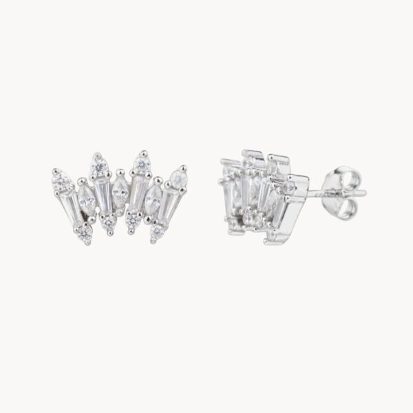 Royal Crown Silver Studs - עגילים צמודים כסף בצורת מניפה משובצת זרקונים