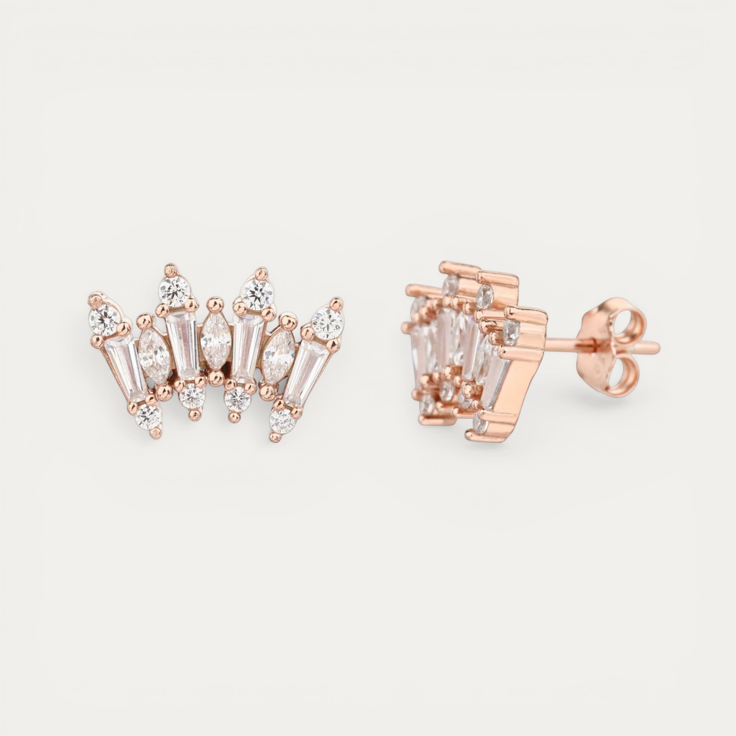 IMG_9336-Photoroom Royal Crown Studs - עגילים צמודים רוז גולד בצורת מניפה משובצת זרקונים