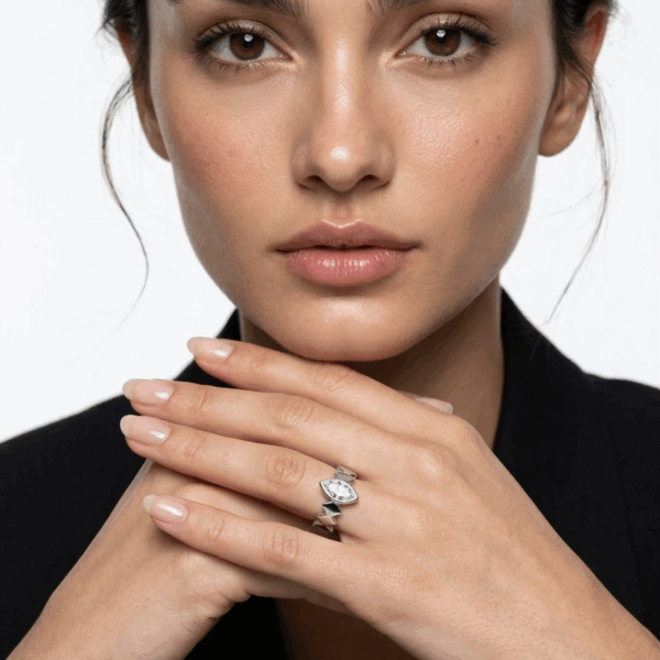 טבעת מרקיזה כסף 925 בעיצוב מעויינים גיאומטרי עם אבן זירקון מרכזית - TALIA