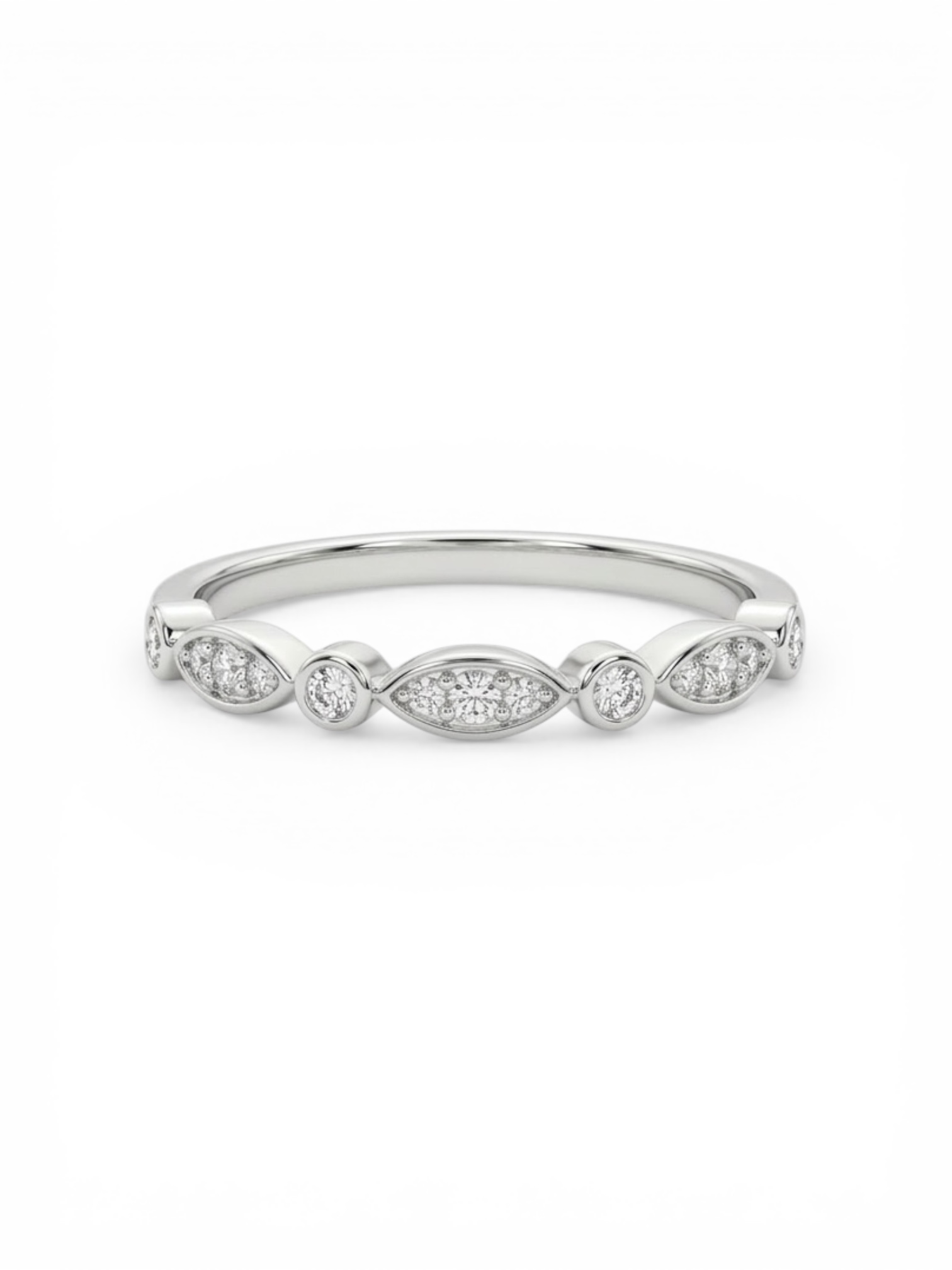 IMG_4416.JPG טבעת מרקיזה כסף 925 בעיצוב שורת אבנים עגולות ומשובצות - TALIA